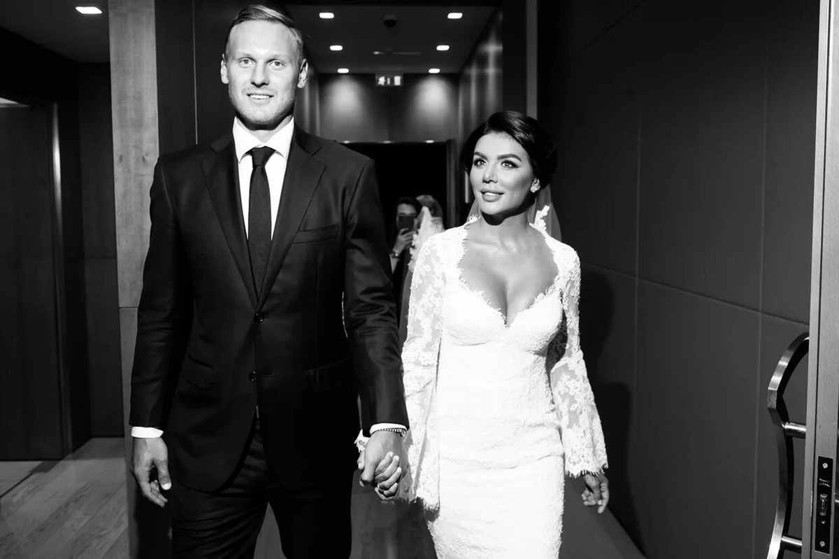 Фото со свадьбы Яниса Тиммы и Анны Седоковой