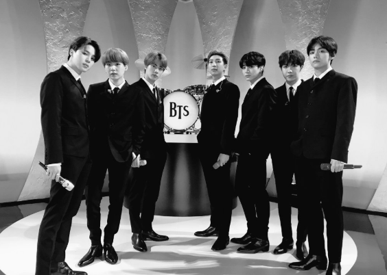 BTS в образах Beatles на "Позднем шоу со Стивеном Кольбером", 2019 