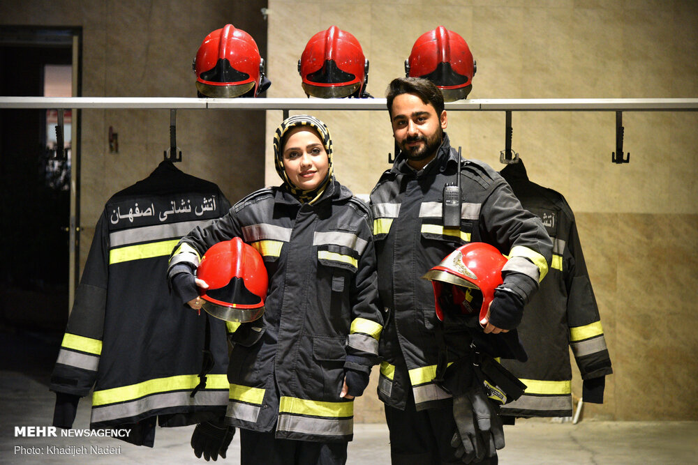 женщины пожарные в Иране