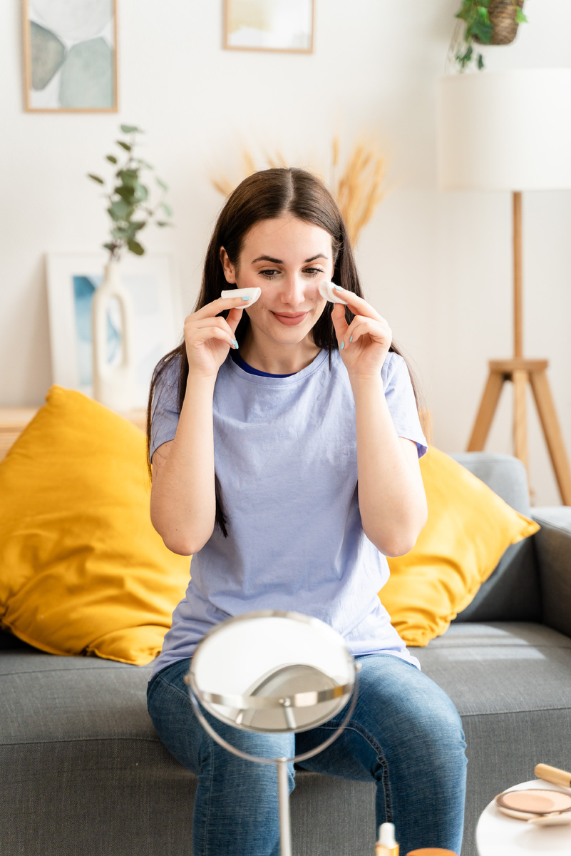 Ремувер это: что это за средство и как правильно его использовать для очищения