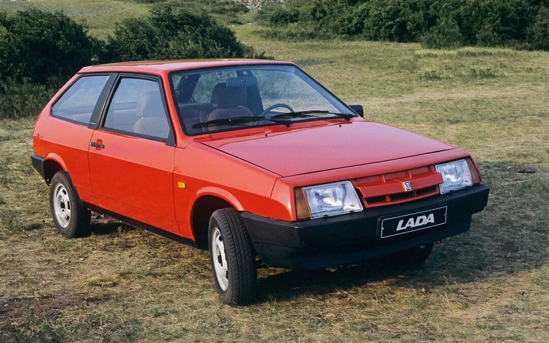 ВАЗ-2108 (Фото: АвтоВАЗ)
