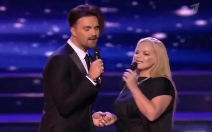 Александр Панайотов в дуэте с Ларисой Долиной 