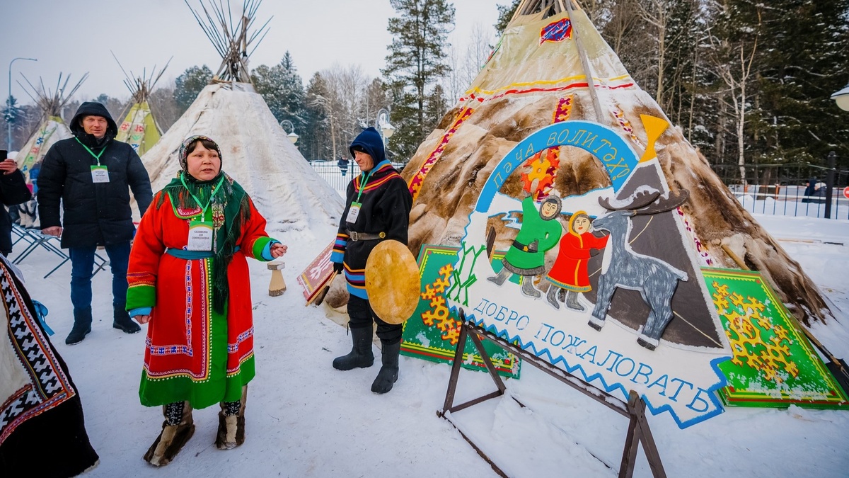    В Югре усовершенствуют структуру национальных НКО