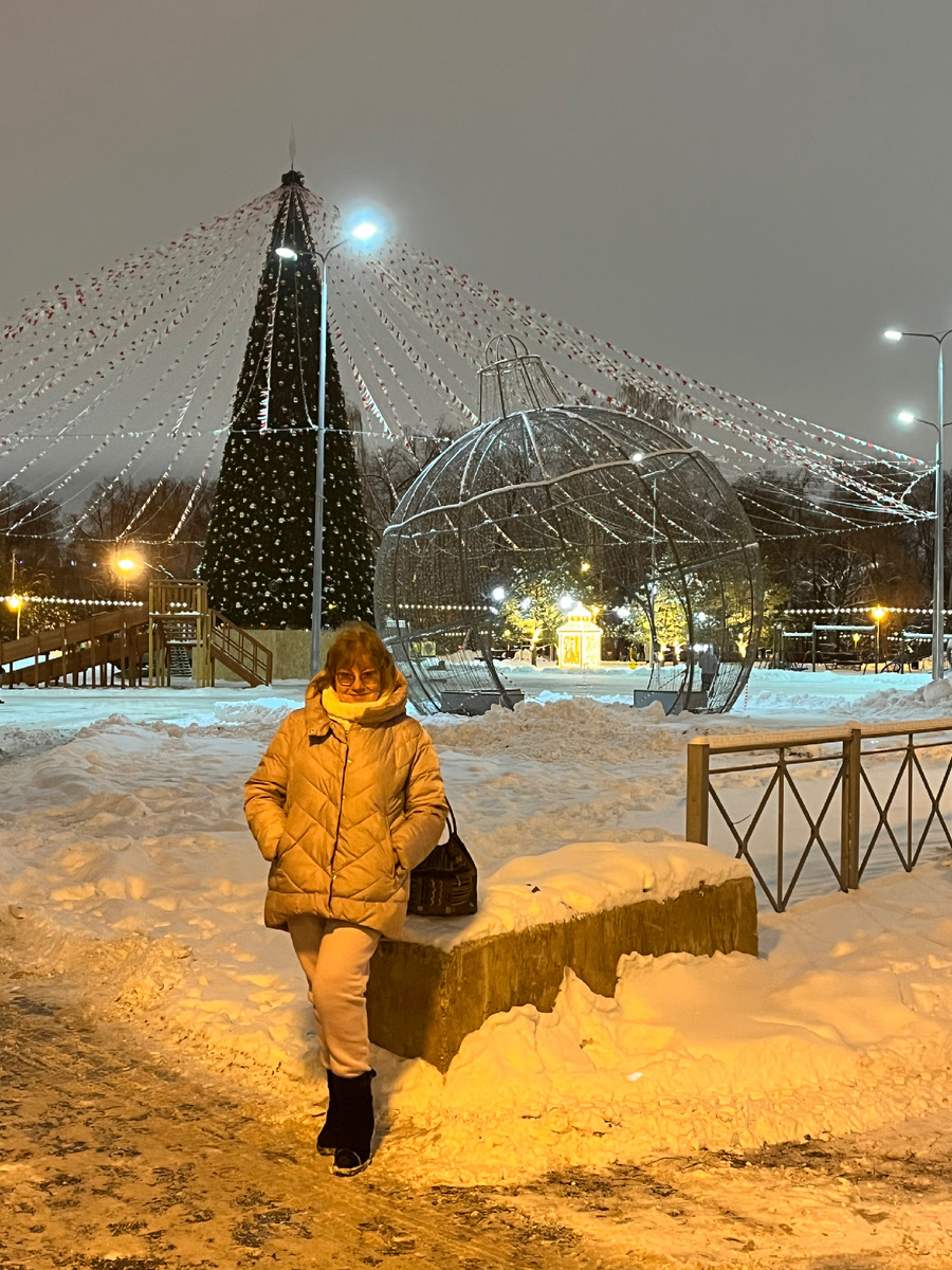 Елочка еще не горит!)