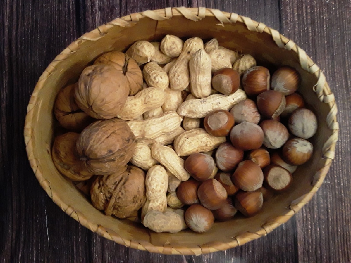 Три орешка для Золушки, которая пашет , как конь без узды