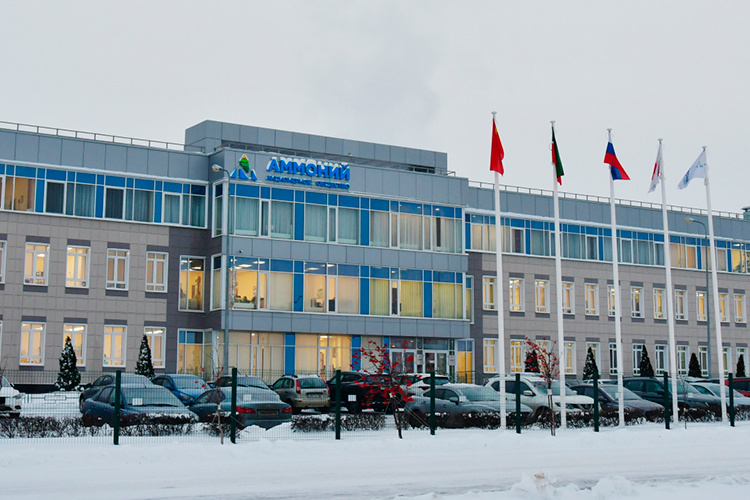    Отдельно адвокат Рафаэль Данельян напомнил, что один из эпизодов касается выделения кредита на строительство завода «Аммоний». «Уникальность этого дела в том, что аналогов проекта нет в мире.   
Фото: «БИЗНЕС Online»