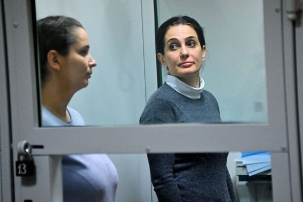    Елена Бела и Элина Сушкевич, фото: Евгений Одиноков/РИА «Новости»