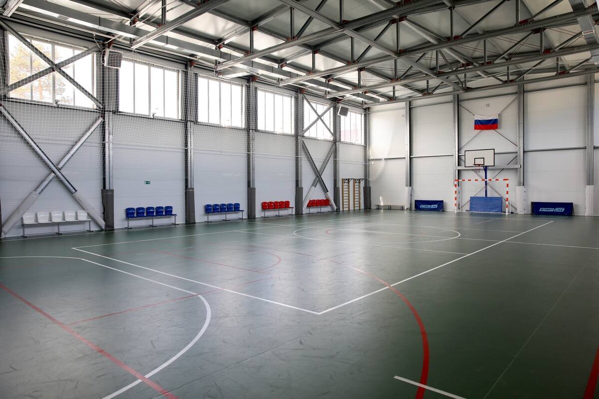    В Югре рассказали о строительстве новых спорткомплексов