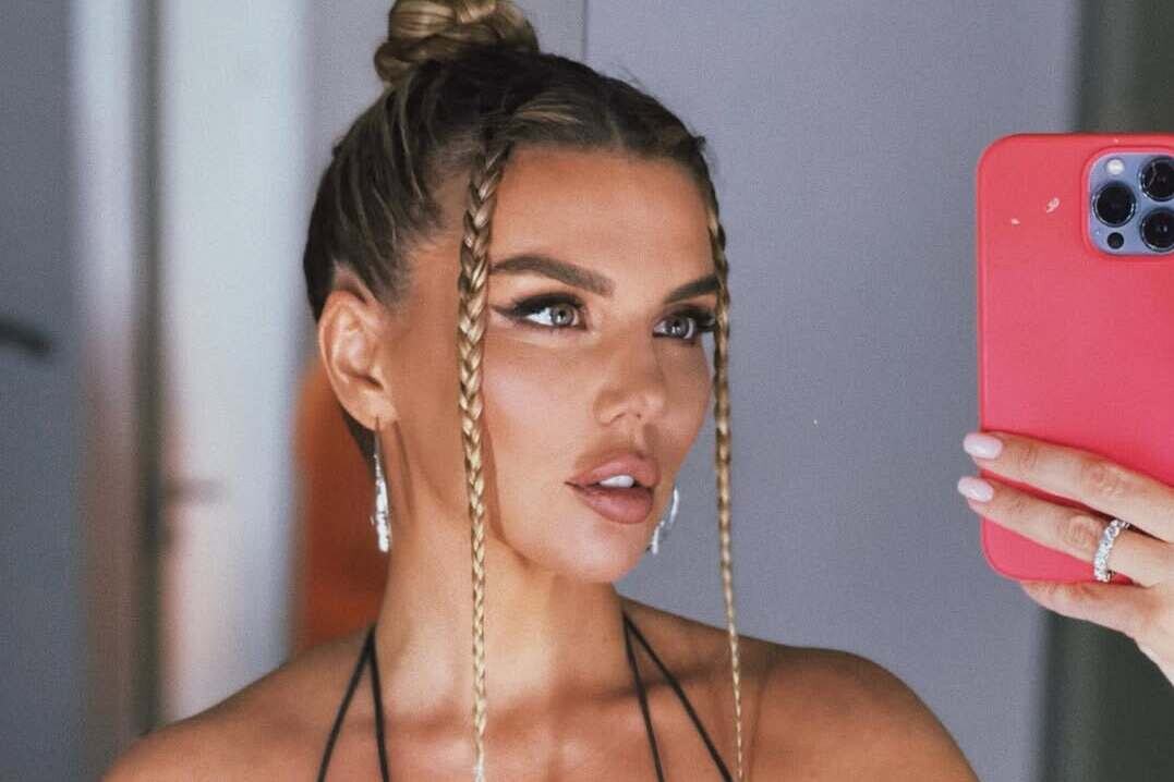 Анна Седокова и Янис Тимма. Фото: соцсети/@annasedokova