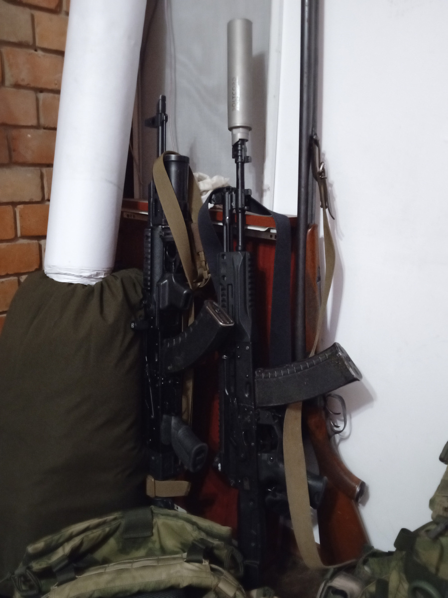 АКМ и АК-12 с ДТКЗТ "Болткорд"