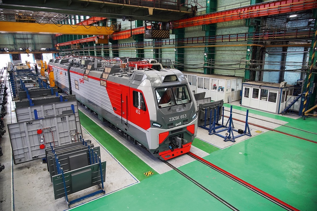 Производство электровозов на НЭВЗе будет планомерно расширяться