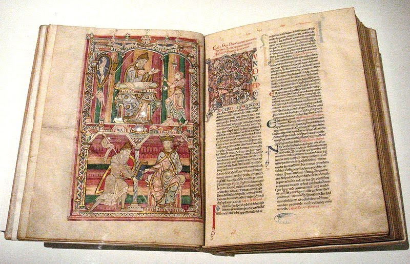 Лот золото логотип. Главный лот. Ручной лот для измерения глубины. Главный лот. Лот (единица измерения).