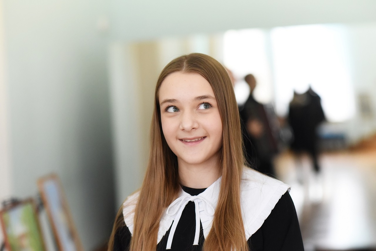 13-летняя София Дегтярёва из Шарлыка: «Что я хочу в подарок на Новый год? Попугая!»📷    В Оренбурге наградили победителей областного конкурса «Молодые дарования» Полина Кузаева
