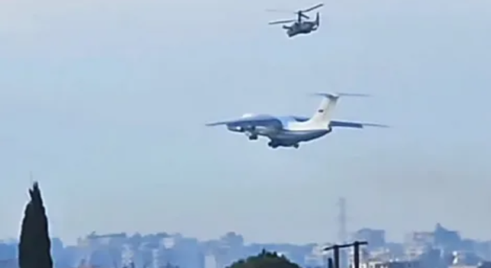 Транспорты Ил-76 регулярно приходят и уходят. Хмеймим работает штатно...