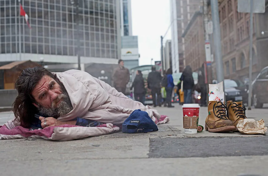 Американская мечта приводит к нищите