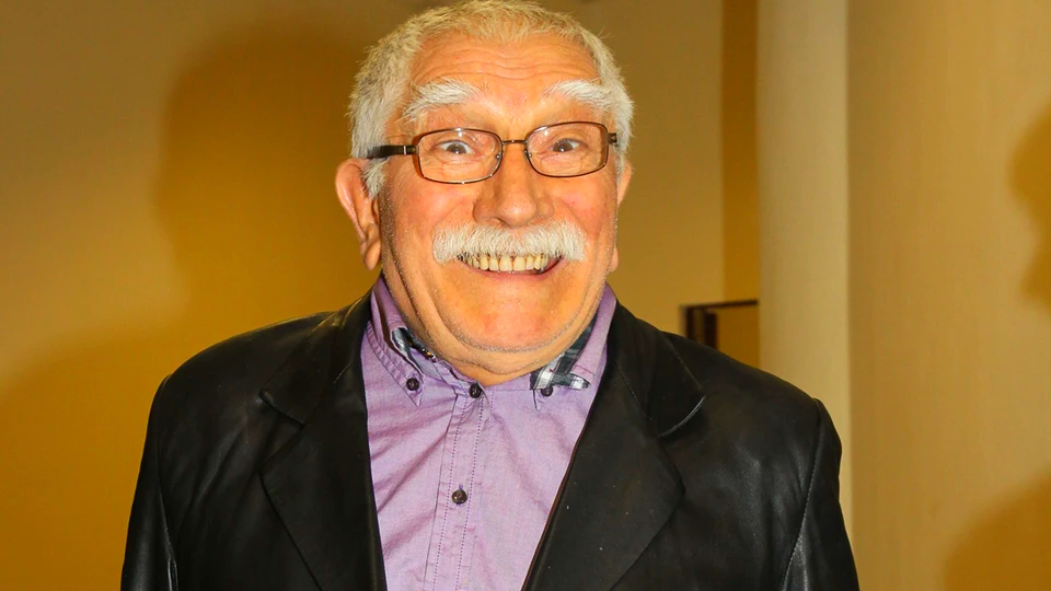 Армен Джигарханян