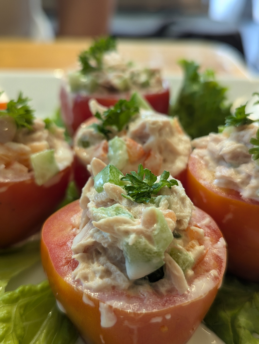 Помидоры фаршированные Тунцом