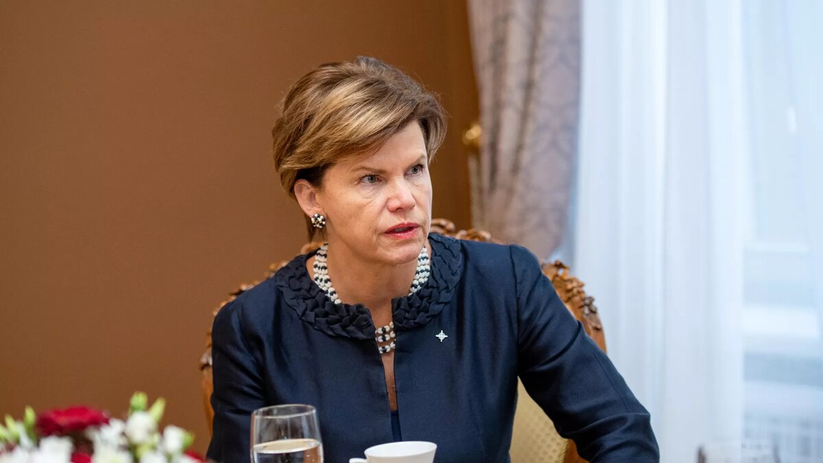 CC BY-SA 2.0 / Saeima / Ieva Ābele / Saeima Edvards Smiltēns tiekas ar NATO ģenerālsekretāra vietnieci