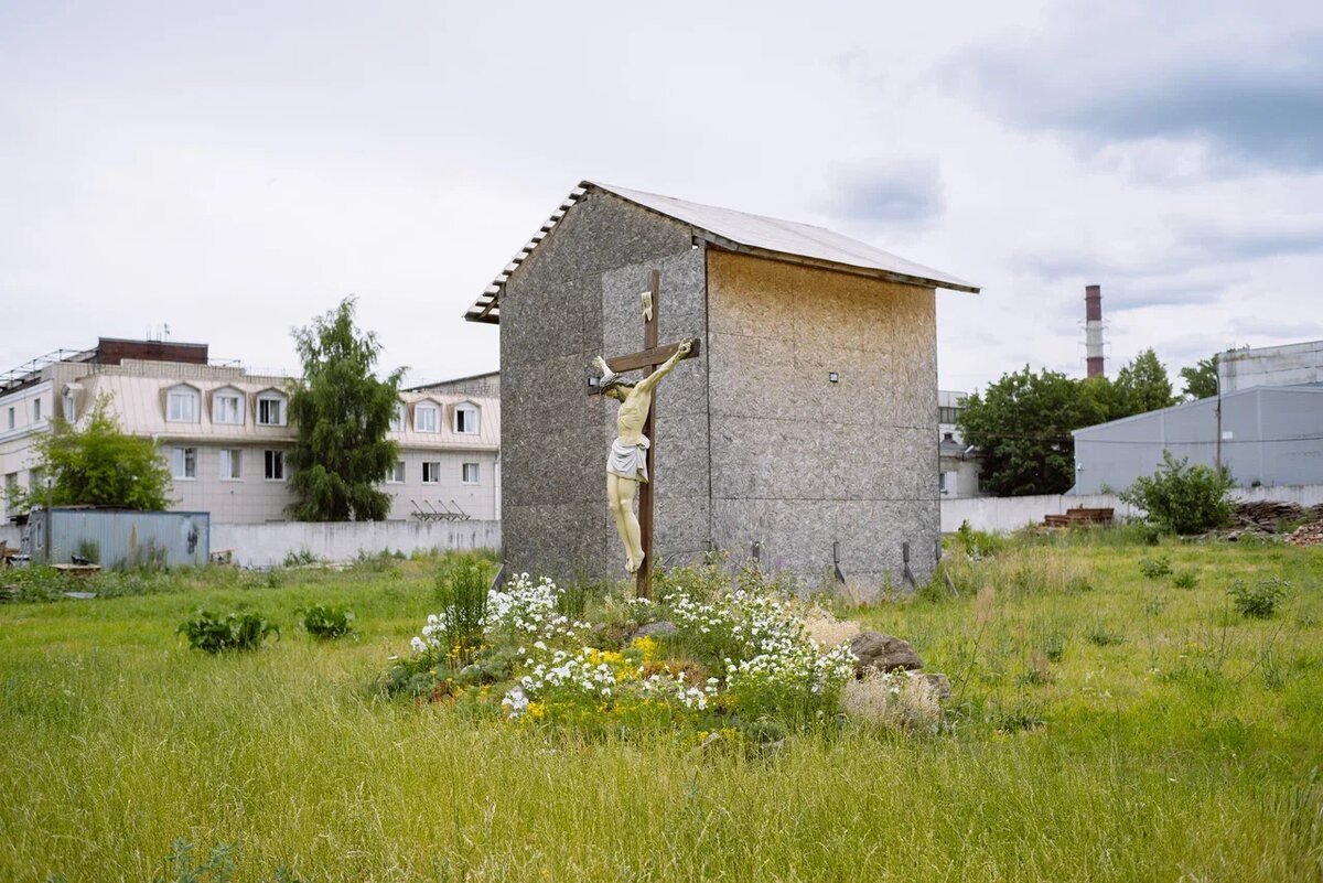 Территория бывшего кладбища