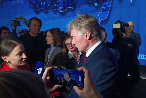    Дмитрий Песков