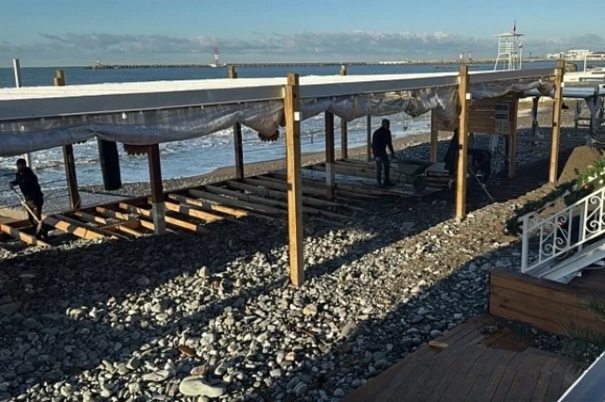    Мэр Сочи заявил, что курорты Сочи не пострадали от непогоды