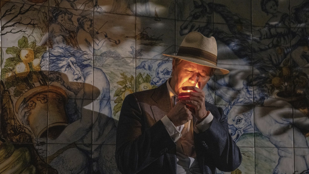 Кадр из фильма "Партенопа"