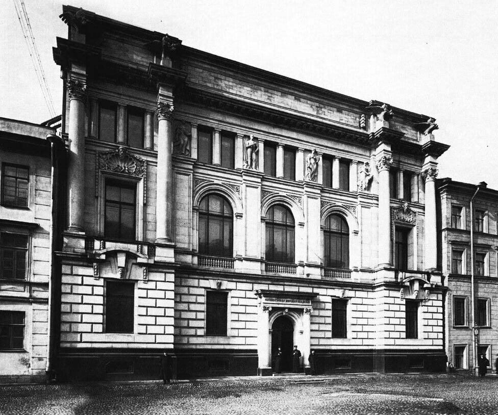 Здание Николаевской морской академии