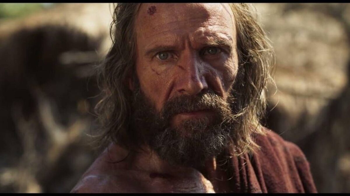 Рэйф Файнс кадр из фильма "Возвращение Одиссея" (2024)