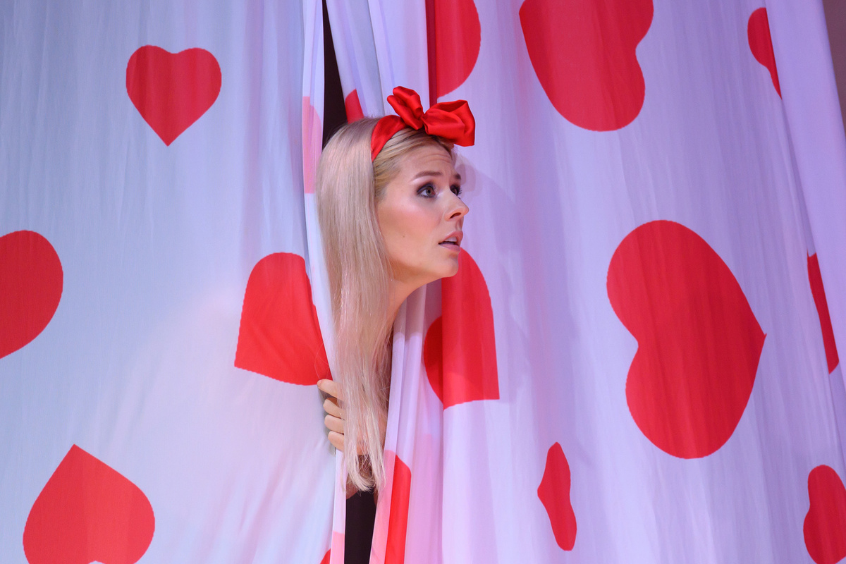 Театр комедии, актриса Шуткина 