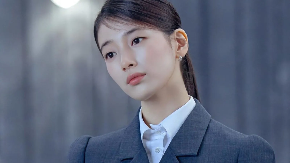 С сайта: https://www.lifestyleasia.com/sg/entertainment/celebrities/bae-suzy-net-worth-netflix-k-dramas-korean-movies-brand-deals-expensive-things/