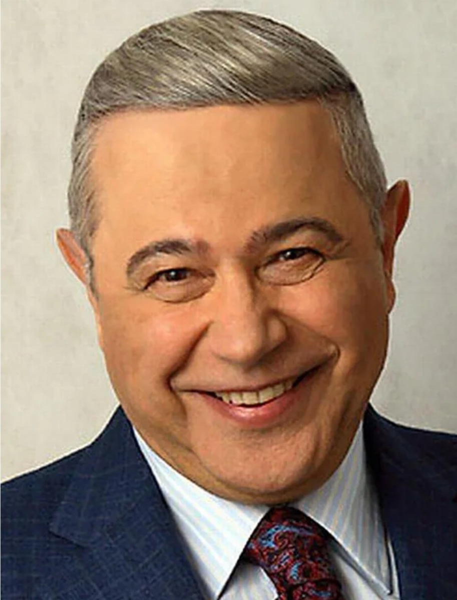 Евгений Петросян.