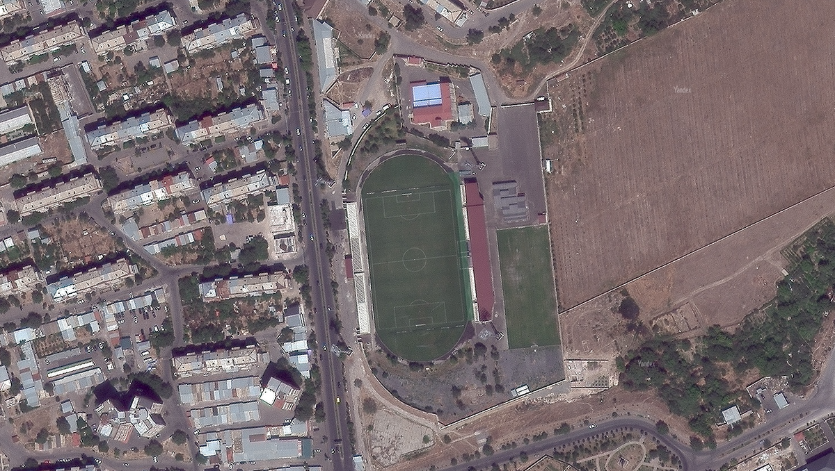 Стадион футбольного клуба «Ноа», запечатлённый со спутника.