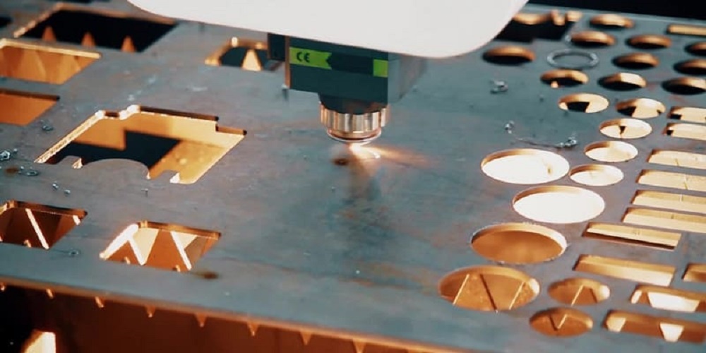 Металл должен быть совместимым со станком и соответствовать определённым характеристикам