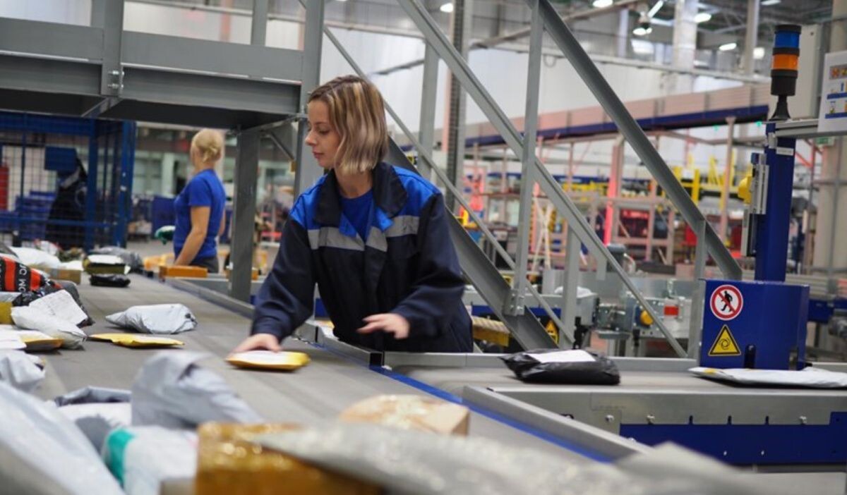     Почта России. Источник: midural.ru Автор фото: Правительство Свердловской области