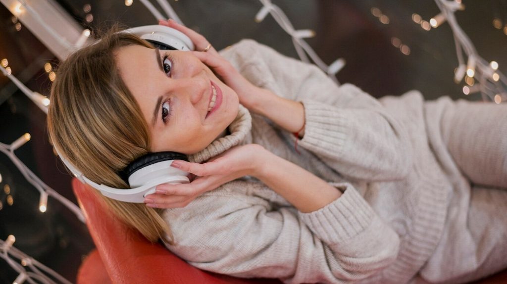     Топ-10 аудиокниг МИФа 2024 года Антон Бахарев