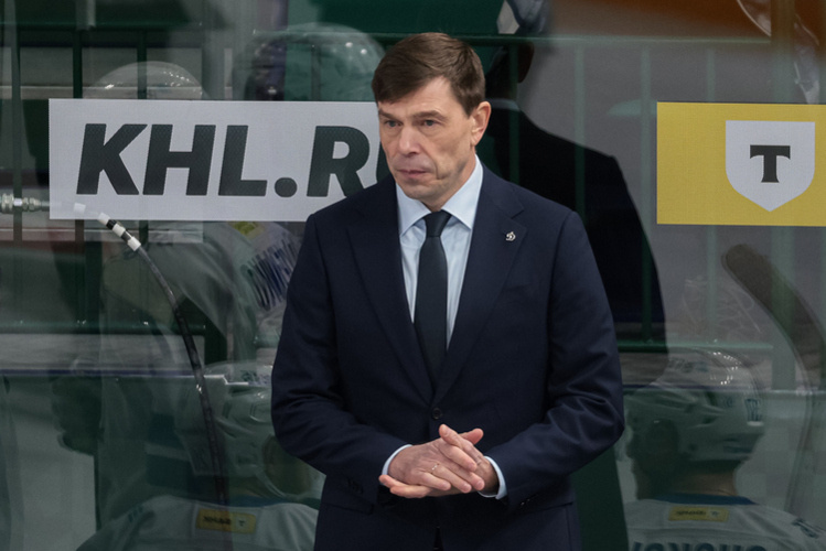    Алексей Кудашов: «У него была травма, которая не давала ему выступать».   
Фото: «БИЗНЕС Online»