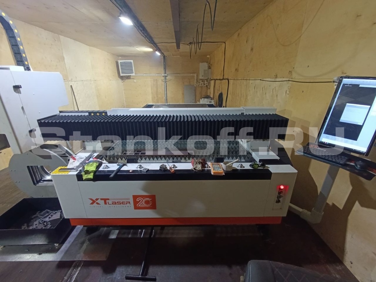  Оптоволоконный лазерный станок для резки листов и труб XTC-1530HT/3000 Raycus

