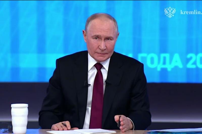    Пресс-служба Кремля. Президент выступил за долгосрочный и гарантированный мир