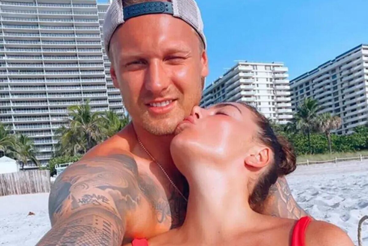    Янис Тимма и Анна Седокова Соцсети