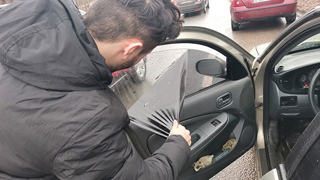 С тонировкой 13 300 тверских водителей докатились до штрафа, а некоторые – до аварии