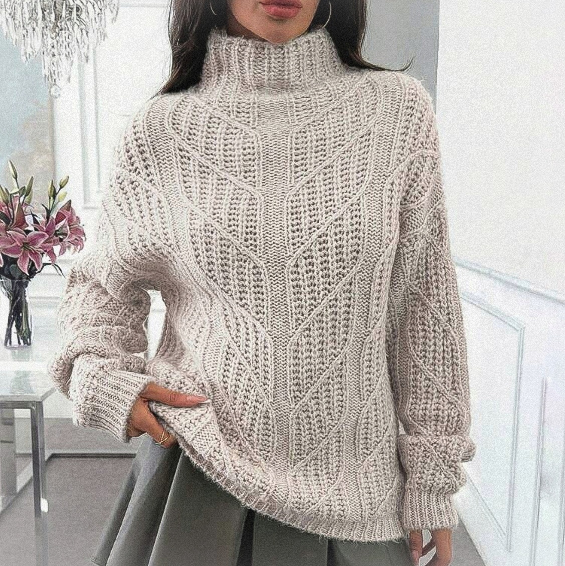 Серый свитер с узором на базе патентной резинки