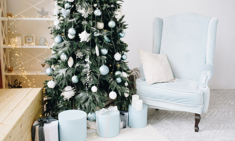 Как сами дизайнеры оформляют квартиру к Новому году? Мастер-класс из 5 приемов