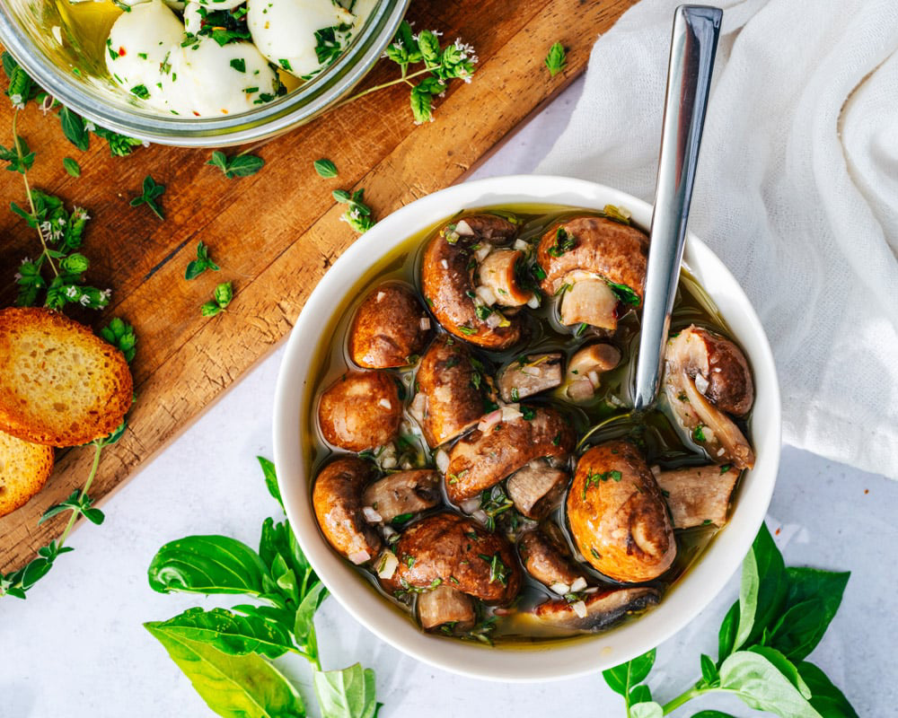 Шампиньоны в маринаде