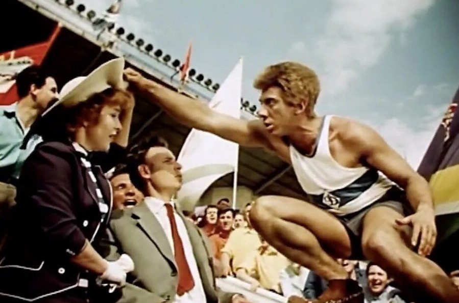 Кадр из фильма "Человек ниоткуда" (1961), соцсети