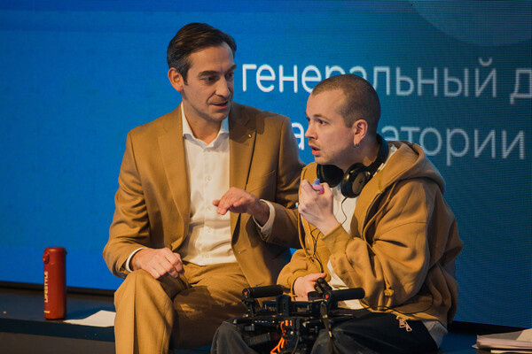   Актер Артем Ткаченко и режиссер Иван Макаревич / Амедиатека