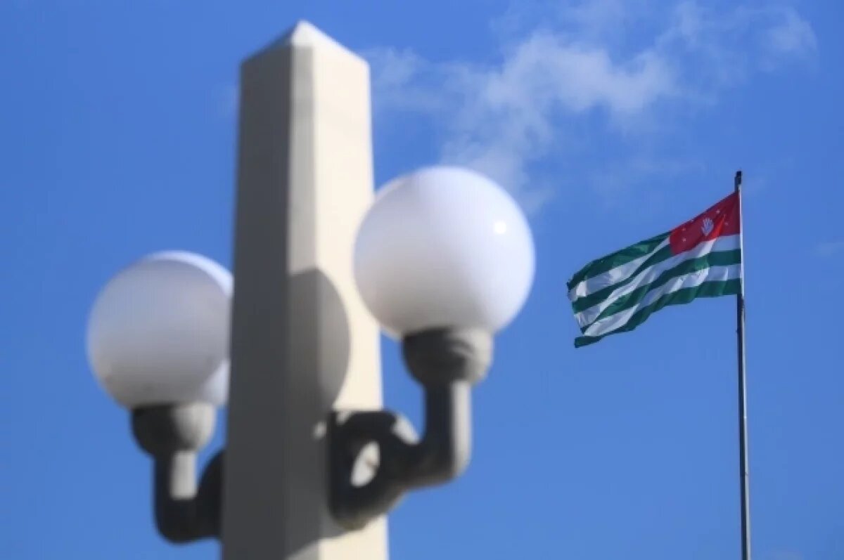    В Абхазии объявили план-перехват после стрельбы в парламенте