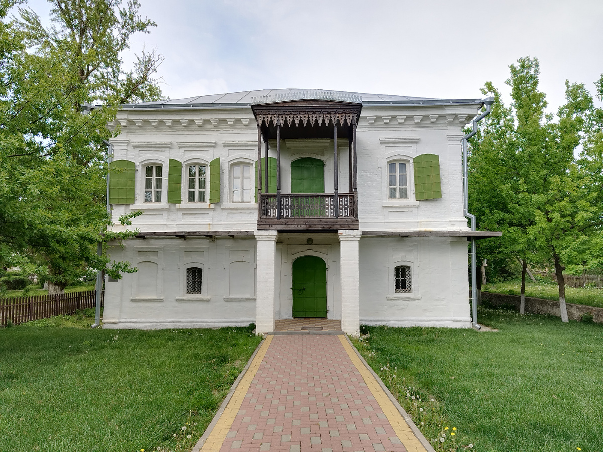 дом Жученковых