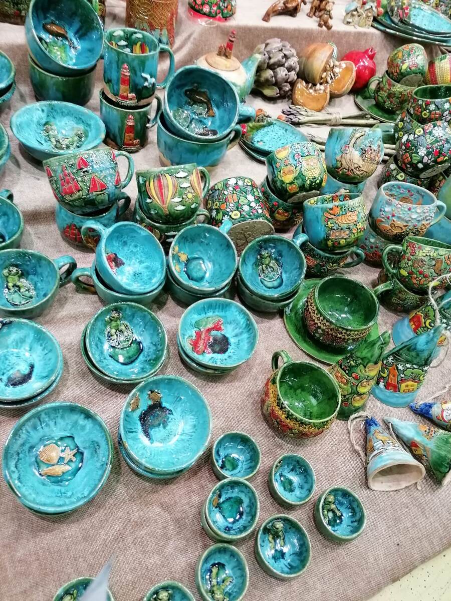 изделия народных художественных промыслов и ремесленников. Фото автора Шумской О.Н.
Листайте фото влево