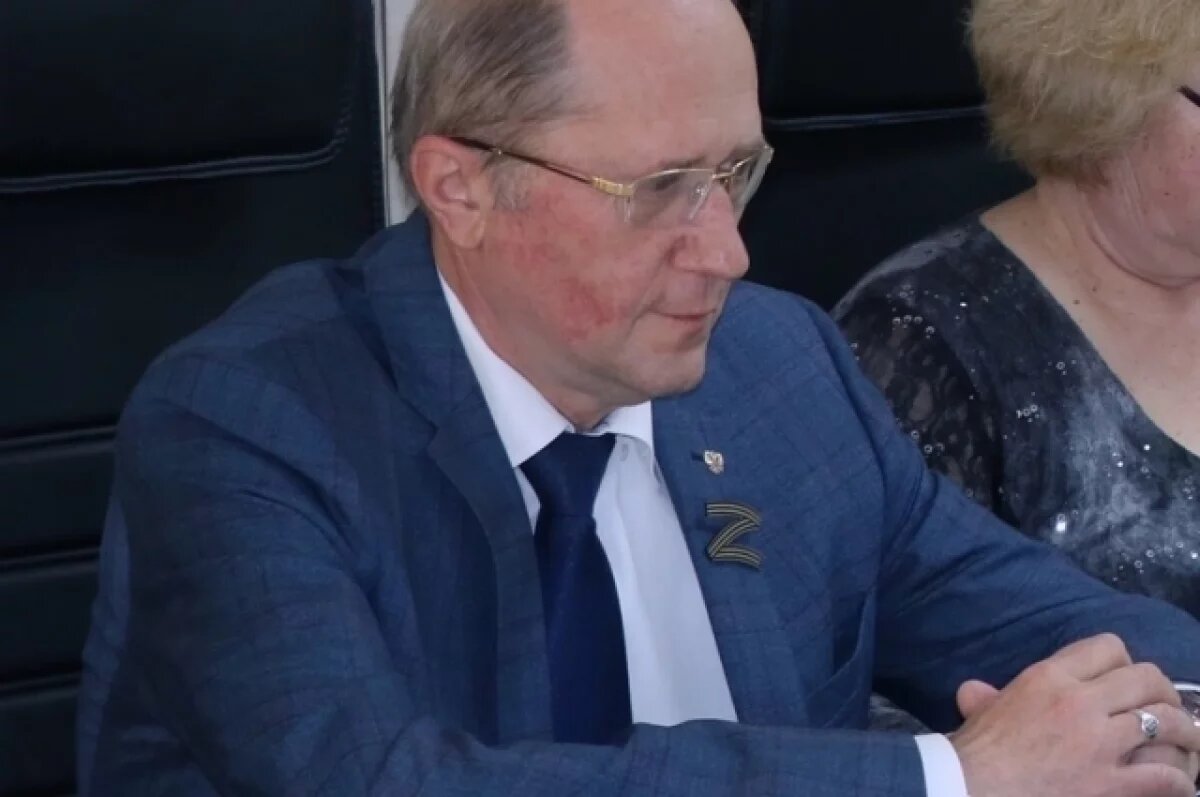    При получении взятки в Петербурге задержали главу Красносельского района