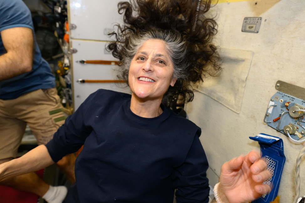 Сунита Уильямс на борту МКС – чувствует себя прекрасно! Фото: nasa.blog.com